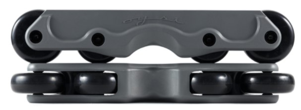 Grey Oysi Medium Chassis for aggressive inline skating with a flat setup